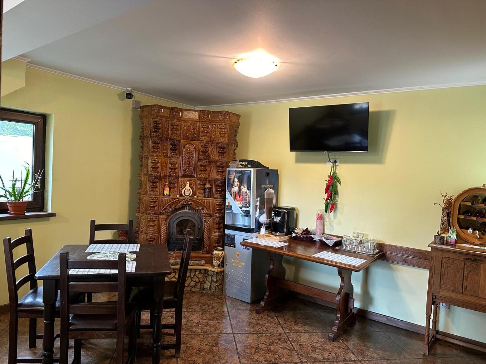 Hotel Casa Adelmar Tulcea Esterno foto